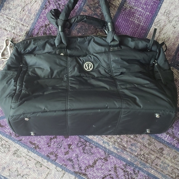 Lululemon black duffle bag
